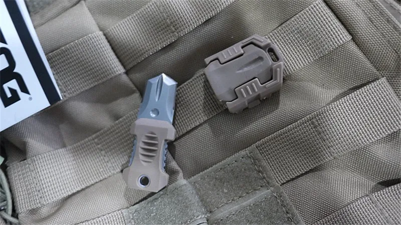 2pcs/lot 58g Pocket shiv adapter Beetle shape Mini Knife EDC Tool Outdoor survival equipment with good package 6.5cm Wholesale