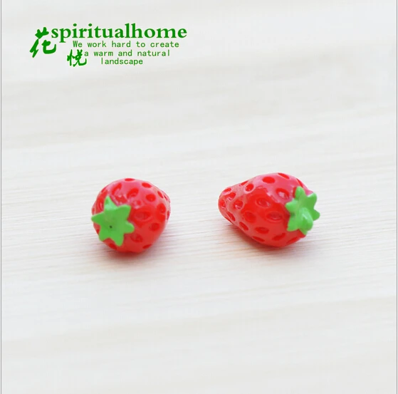 20 pieces strawberry resin Crafts Ornament gift Micro landscape fairy miniature garden gnome moss terrarium bonsai decor