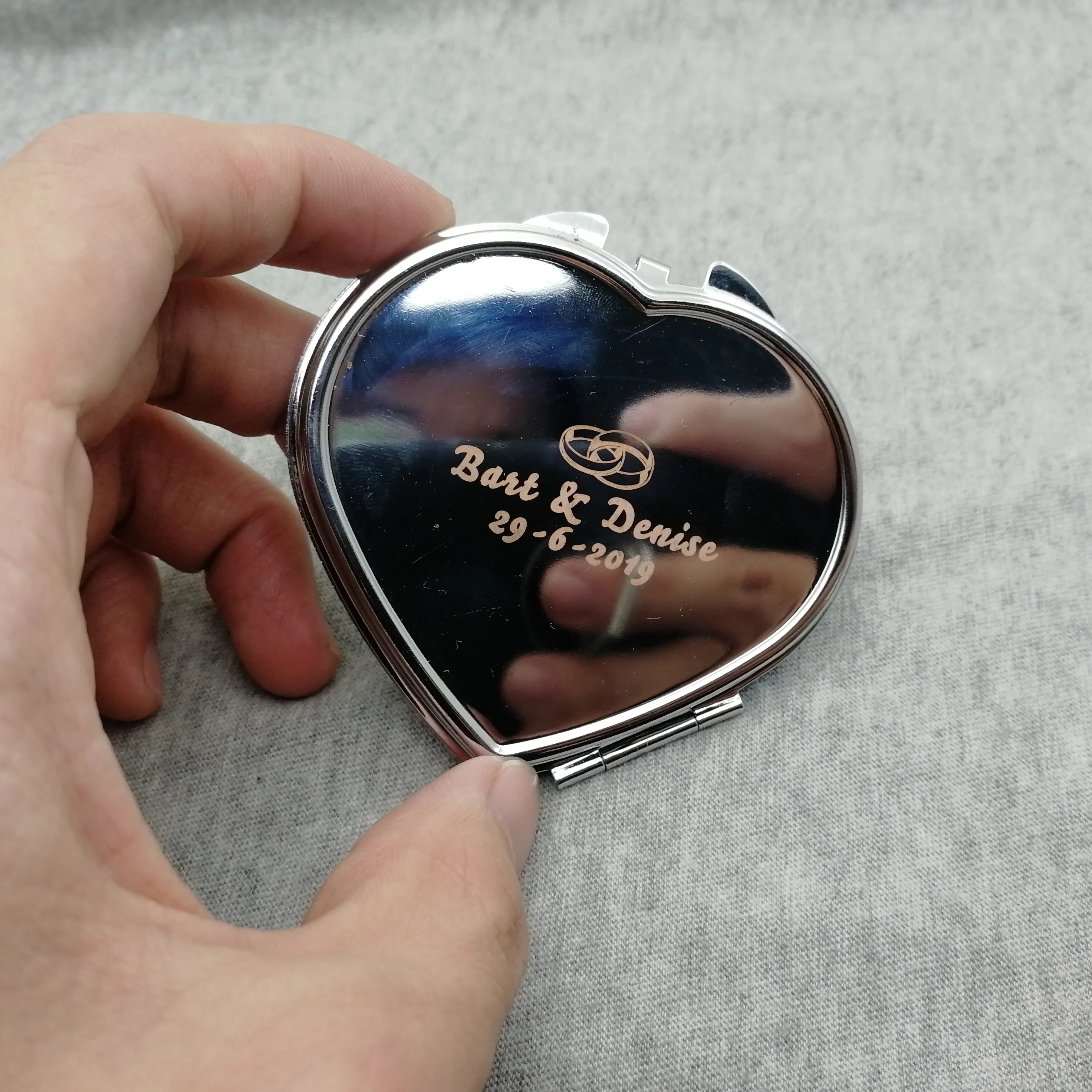 

Personalized Folding Double-sided Steel Makeup Mirrors in 3 shapes Round+Heart+Square 10pcs customized free with your logo text