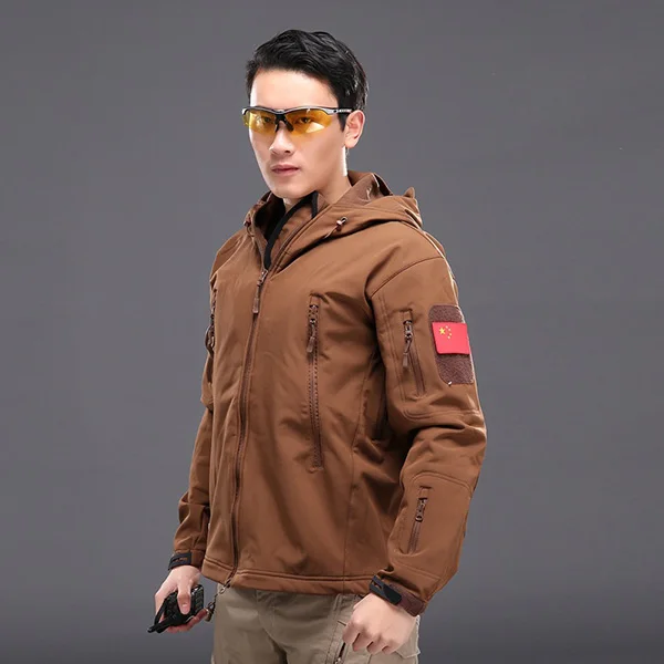 Военная Униформа тактическая куртка Для мужчин скрытень Акула В виде ракушки V4 Водонепроницаемый ветрозащитный теплое пальто камуфляж Hooded Camo в стиле милитари Костюмы - Цвет: 16
