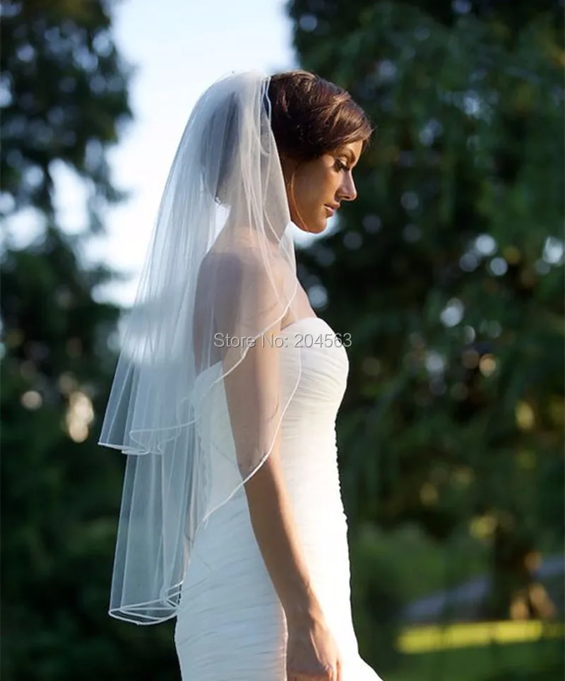 

2018 Two-Layer White or Ivory Wedding Veil Tulle Veil for Bride with Comb