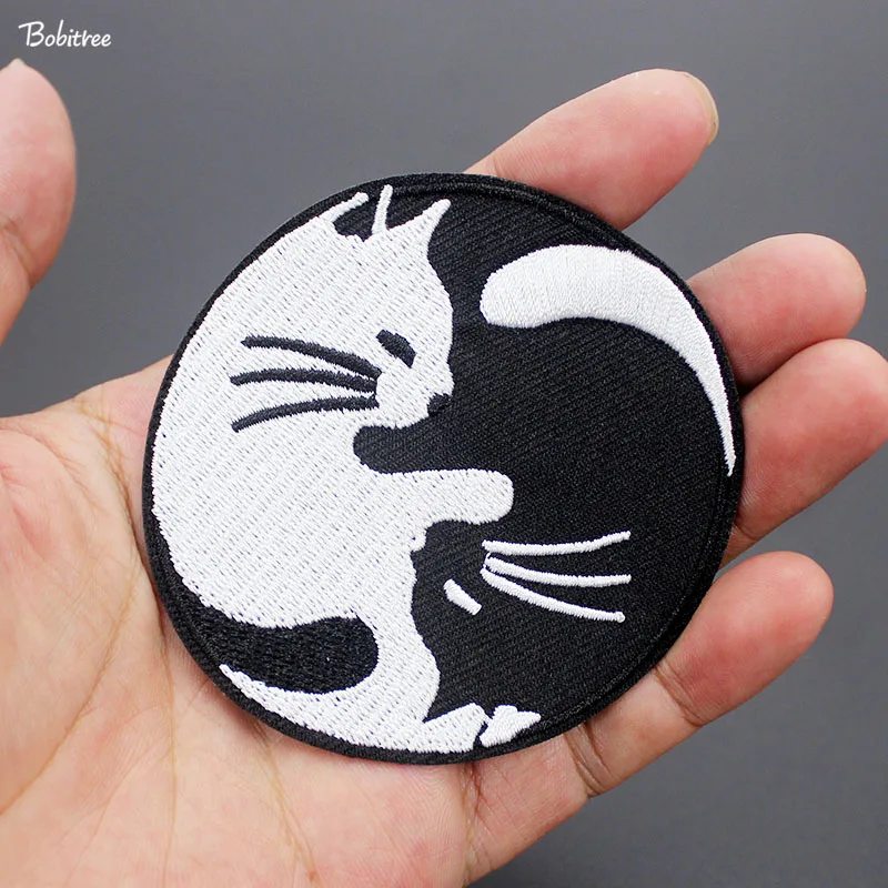 New Black Cat Cloth Patches Badge Embroidery Hot Iron on Artistic Garment DIY Decorative Applique