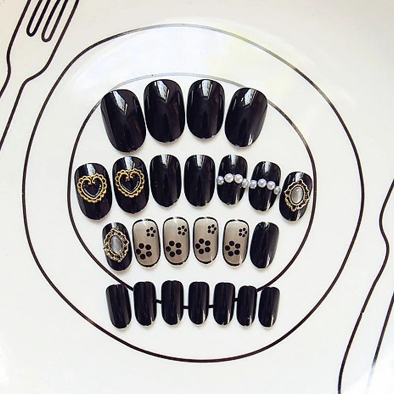 24 шт., Ретро стиль, черный горошек, Декор, японский стиль, элегантные блестящие накладные ногти с имитацией драгоценных камней, короткие, круглые, акриловые, с клеем