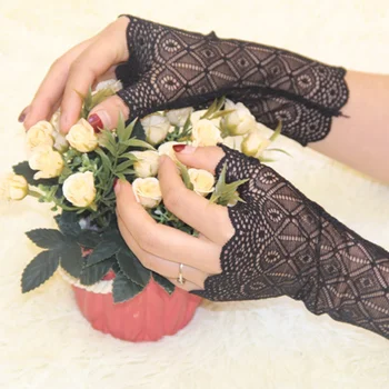 

2019 Women Girls Fingerless Lace Gloves Sunscreen Summer Elegant Party Short Gloves Lace gloves Driving Fishne