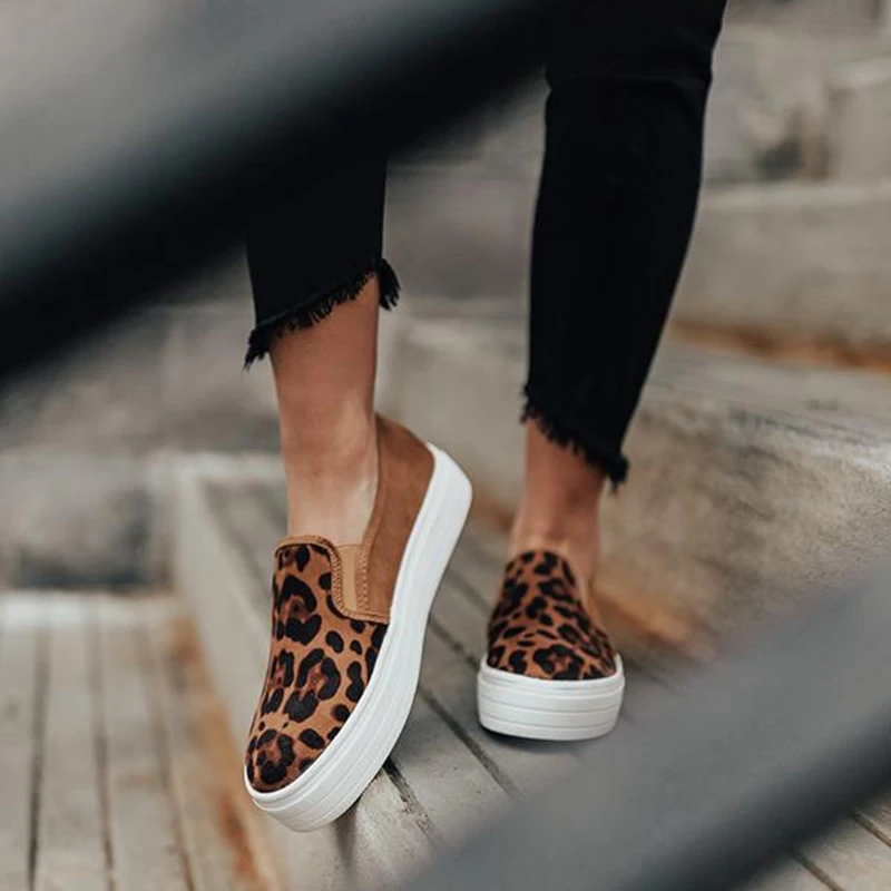HEFLASHOR/ г.; модная весенняя обувь с леопардовым принтом; женская парусиновая обувь на плоской подошве; качественные кроссовки; женская повседневная обувь; обувь на плоской подошве со змеиным принтом