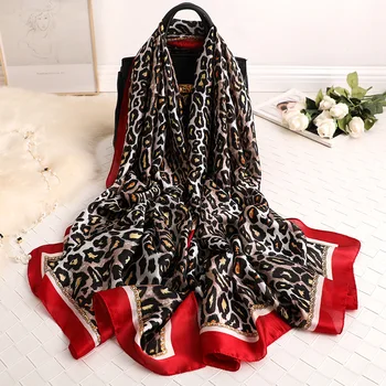 

New 2019 summer women scarves soft Leopard print silk scarves lady shawl and wrap designer pashmina bandana beach stoles hijab
