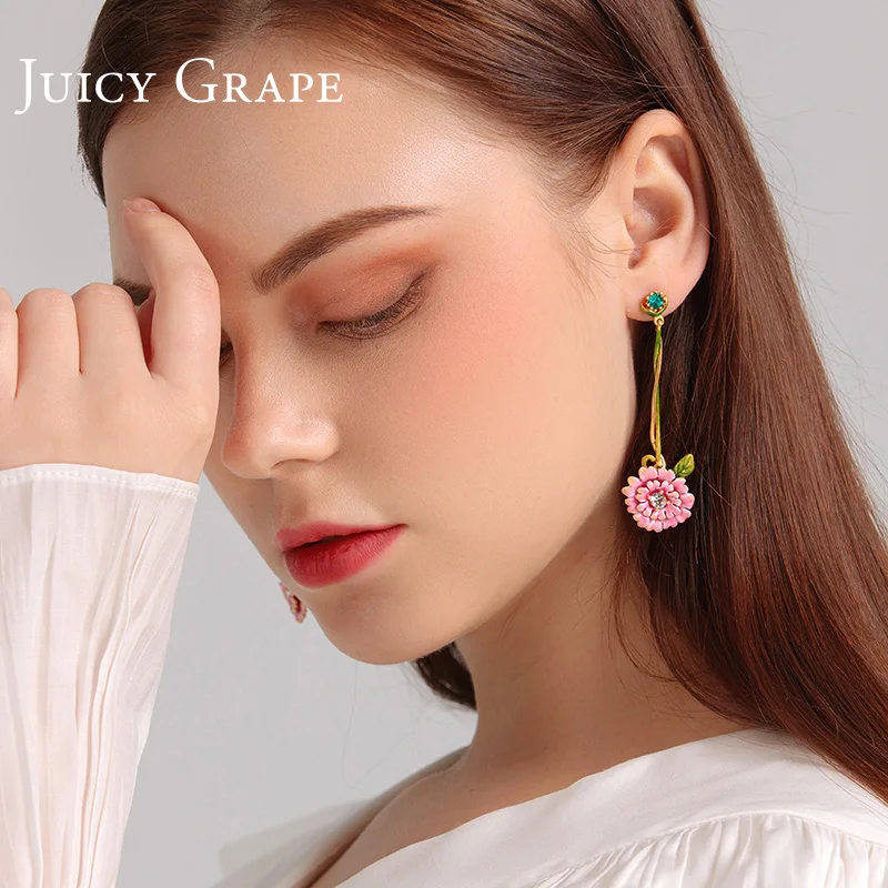 Женские длинные серьги с эмалью Juicy розовые гвоздики в форме сердца для