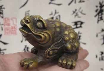 

Chinese Fengshui Bronze Copper Auspicious Golden Toad spittor Statue a(5.19)