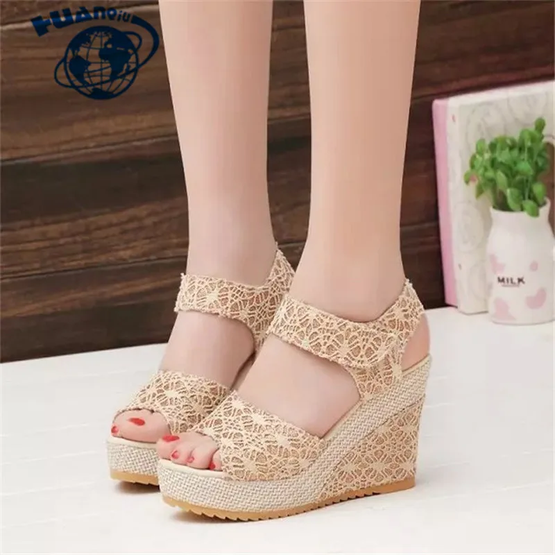 

HUANQIU Size 35-40 Women Sandals 2018 Summer New Open Toe Fish Head Fashion platform High Heels Wedge Sandals female shoes JDD52