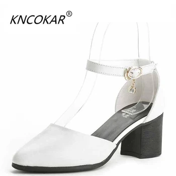 

In the new line of 2018, the leather fashion shoes of women's shoes