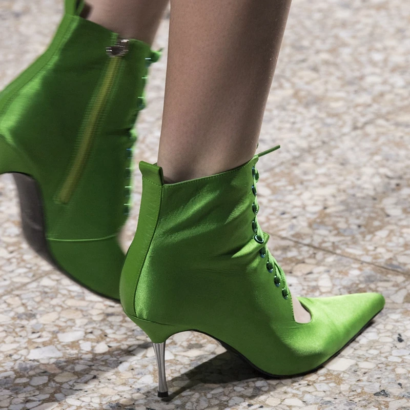 

2019 Euro-American fashion new pointed button decoration fashion show model high heel cross flower suface metal heels pumps