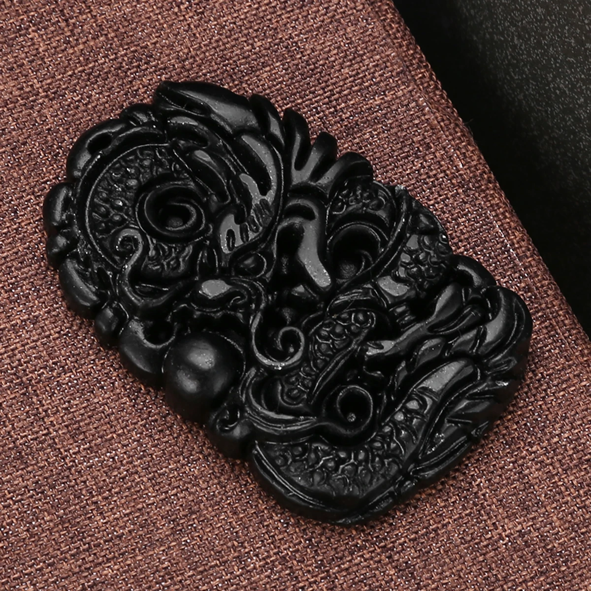 1pc New Chinese Natural Black Green Jade Carved Pendant Dragon Good Lucky Amulet Gift