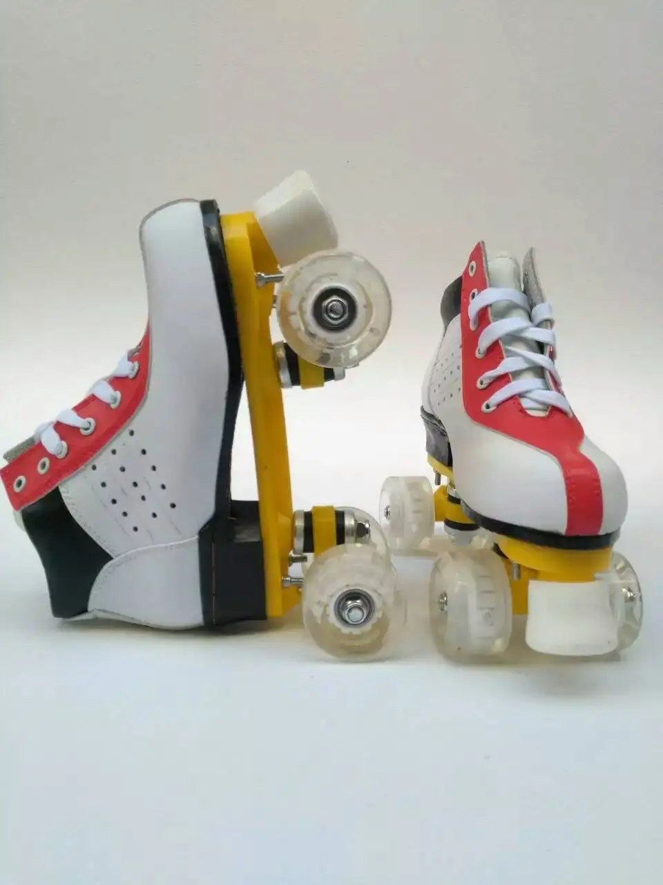 2016 New style arrival Wholesale Price 4 Wheel Speed Roller Skates Shoes free shipping 2016 New style arrival Wholesale Price 4 Wheel Speed Roller Skates Shoes free shipping