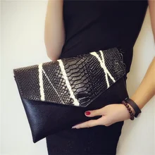 Female clutch bag 2018 new high-end crocodile pattern genuine leather shoulder envelope bag clutch women handbags fashion crocodile pattern women s bag brand design envelope day clutch bag pu leather big purses and handbags