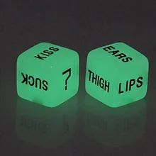 2 шт./компл. весело игральные кости Романтический игральные кости светится в темноте любовник игры для взрослых пар взрослая пара Забавный флирт игрушка пара игральные кости светящиеся сексуальные