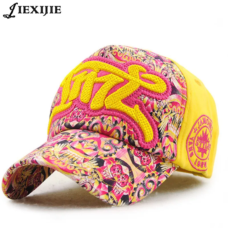 

2017 Spring summer new hat women Korean letters girls baseball caps embroidery graffiti cute fashion casual sun caps  jxj-282