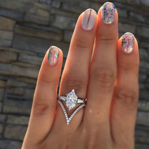 2018 Creative Hyperbole Marquise Shape Design With Big White Shining Cubic Zirconia Ring Trendy Ladies Cocktail Rings