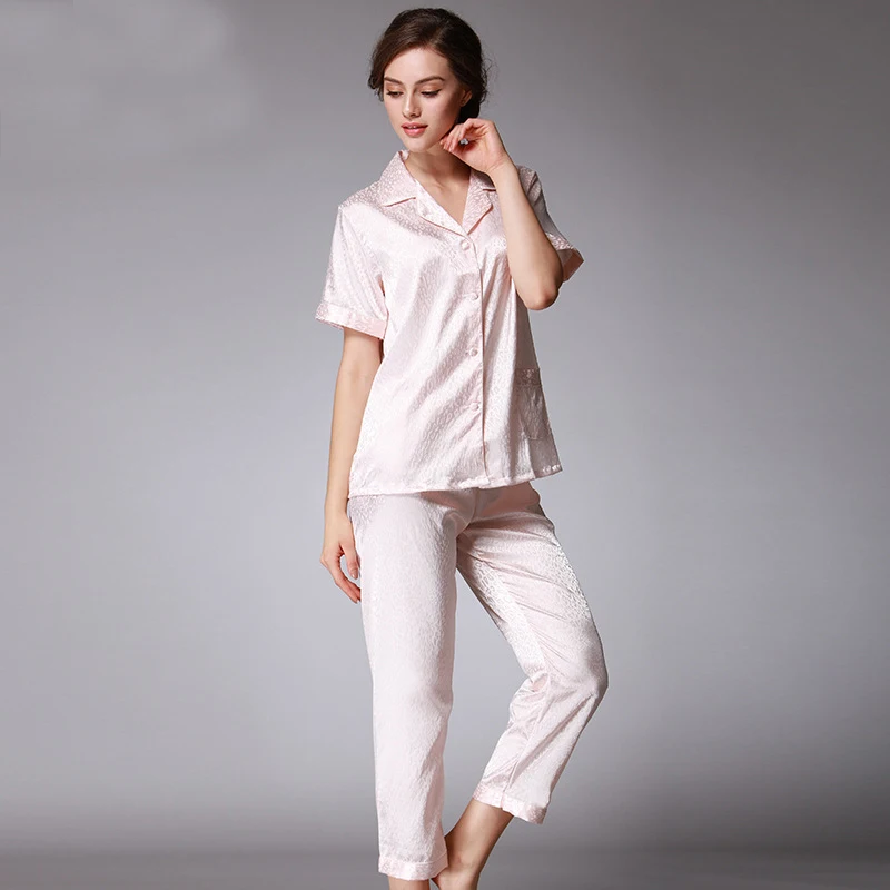 womens pajamas and gowns