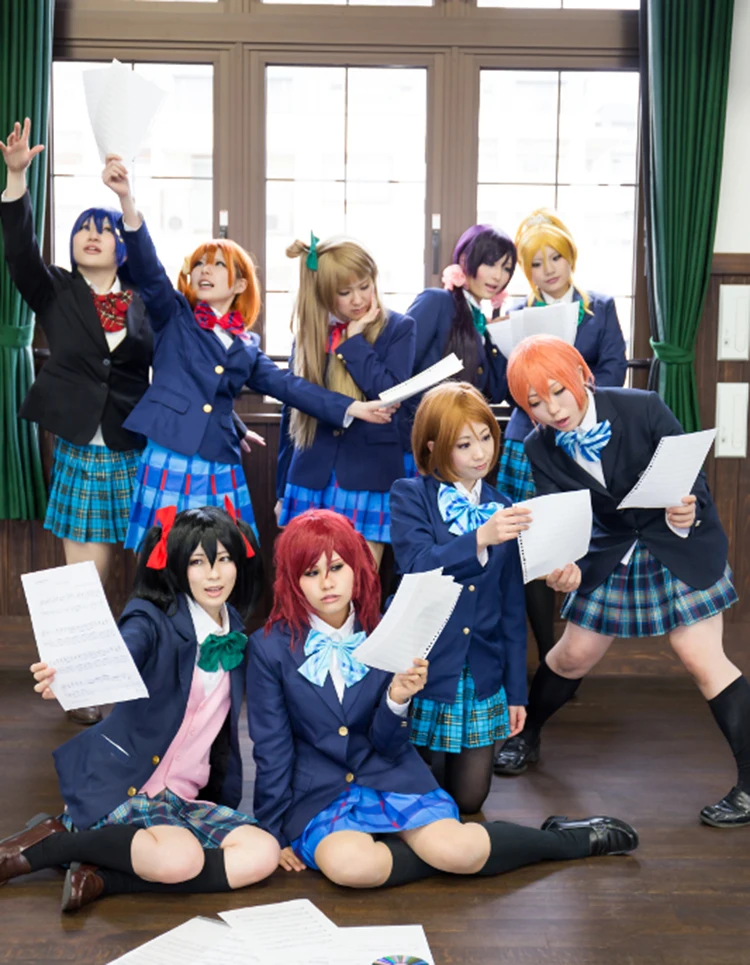 Cosplay school. Косплей в школе. Школьник косплей. Косплей Love Live Школьная форма.