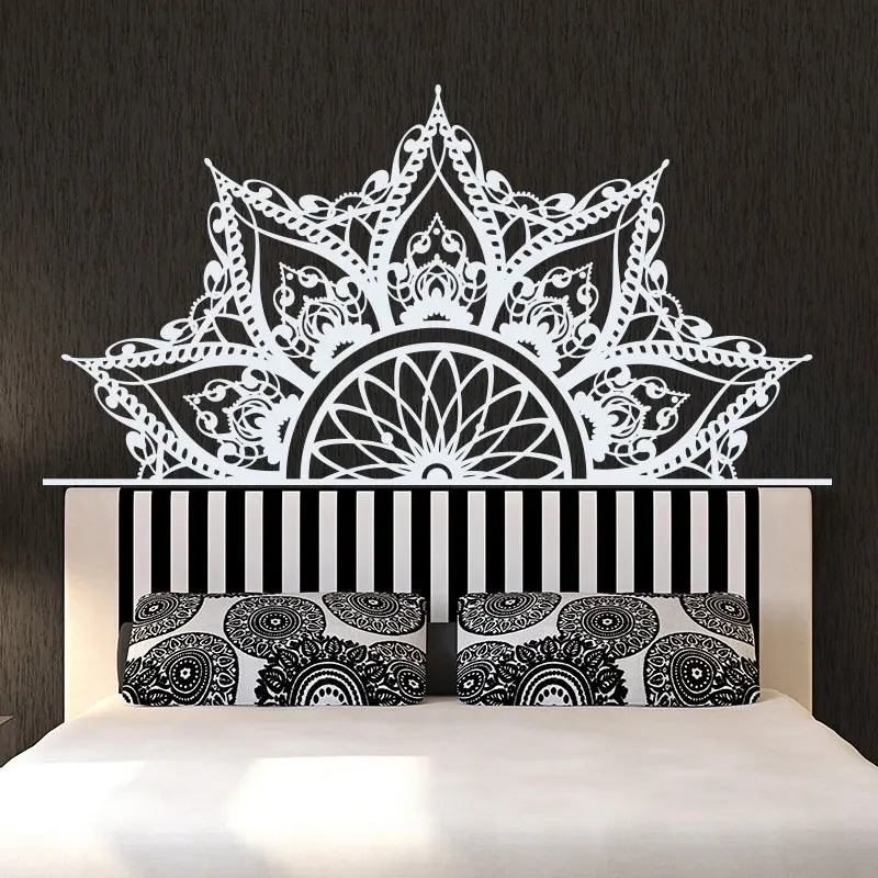 Богемный Йога Студия настенные изголовье виниловые наклейки для дома украшения в спальню половина Мандала дизайн настенная Бохо Арт плакат MTL09