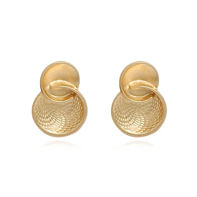 

Vintage Gold Color Earrings for Women Simple Temperament Spiral Metal Earrings Cold Light Earrings Aretes De Mujer Modernos