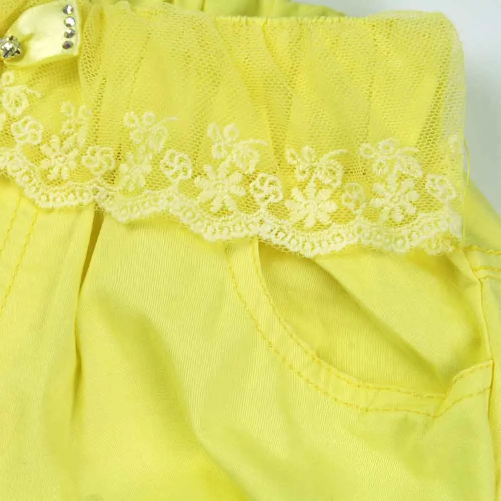 Желтые шорты с кружевной талией для девочек Милая летняя детская одежда из хлопка с бантом и 4 кристаллами на пуговицах и 4 карманами костюмы для малышей MH7009