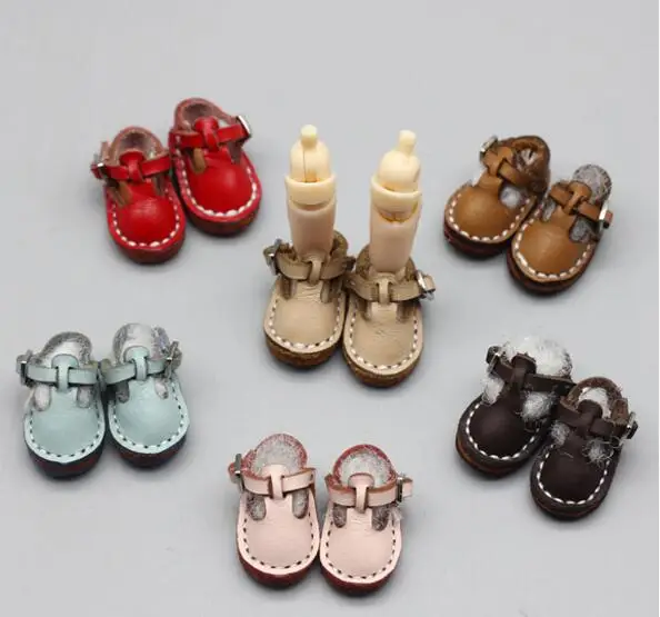 

Dolls shoes Length 2.3cm width 1.3cm suitable for Middle blyth ,OB 11CM dolls 6