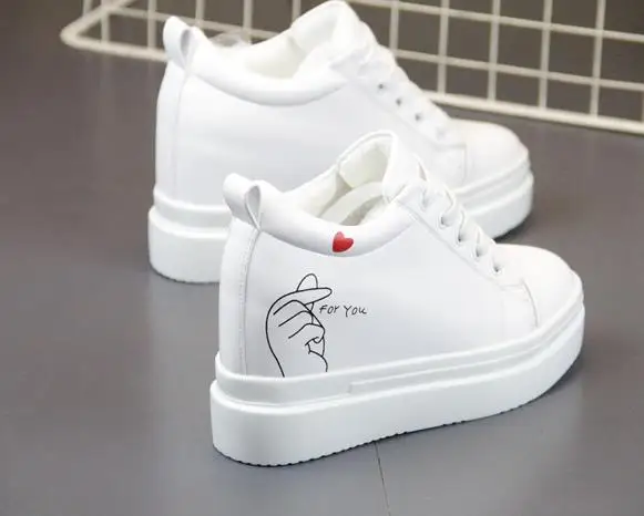 plataforma, sapatos brancos de 10cm, salto de