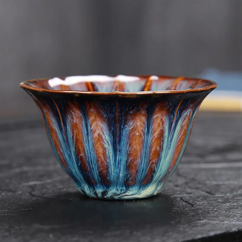 Variable lotus creative ceramic cups sample tea cup to build light red glaze kung fu tea cupsin