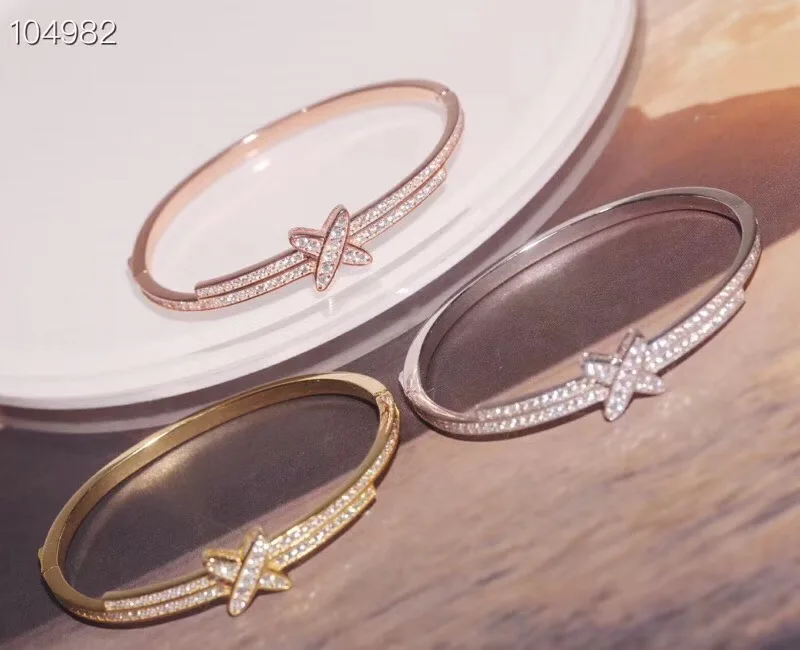 fashion brand jewelry 925 sterling silver alphabet letter X bangle zirconia liens bracelet love bangle france jewelry цена fashion brand jewelry 925 sterling silver alphabet letter X bangle zirconia liens bracelet love bangle france jewelry цены онлайн