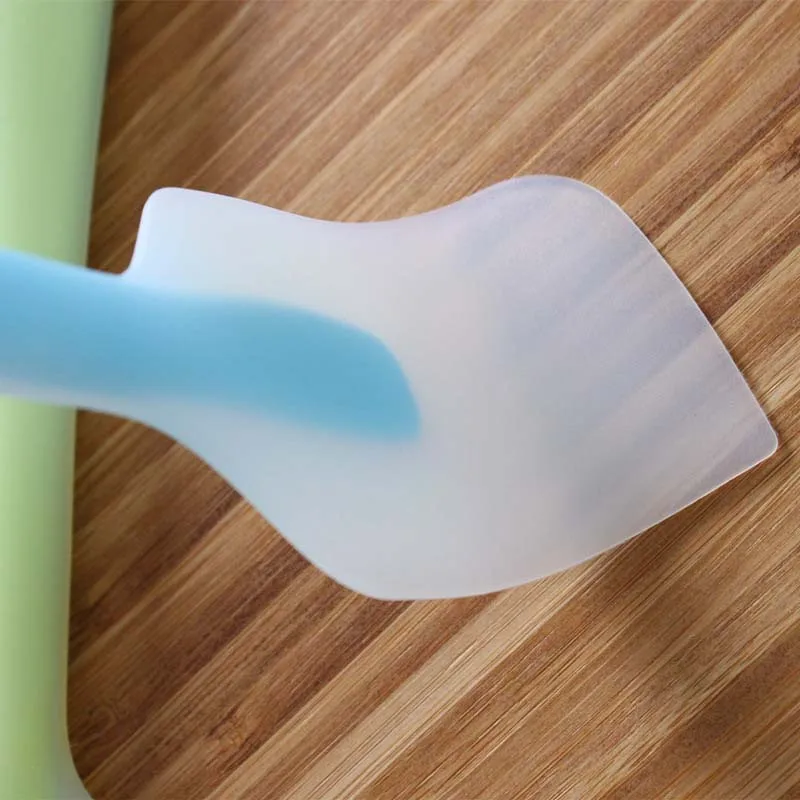  Non Stick Baking Silicone Spatulas Cake Flour Mixing Scraper Oil Bread Scraper Silicone Spatula P7D