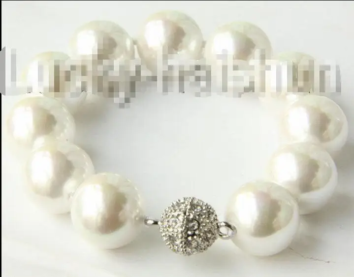 

Wholesale price 16new ^^^^^^^8" 16mm round white south sea shell pearls bracelet zircon magnet clasp j9179