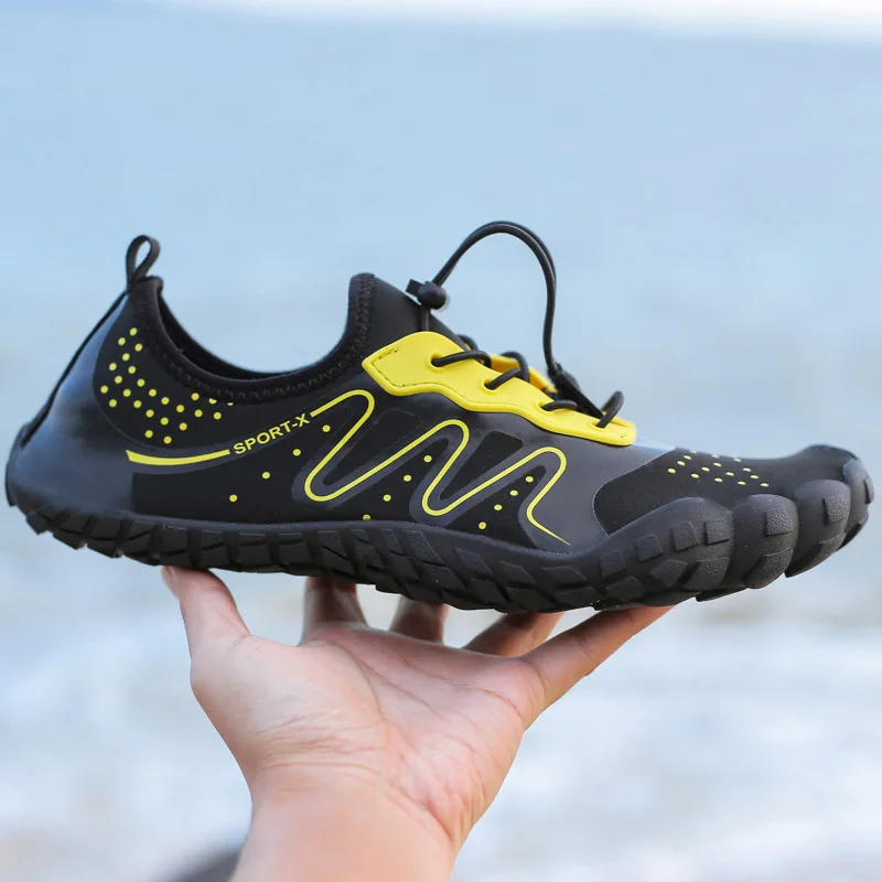 

2019 Water Shoes Men /Summer Beach Aqua Shoes Women /Outdoor Hiking Anti-slippery Fishing Upstream Shoes Swimming sapato praia