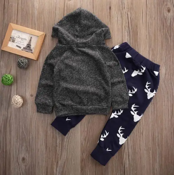 Комплект одежды для маленьких мальчиков; сезон осень-зима; Теплая Одежда для новорожденных; топы с принтом оленя; топ с капюшоном; штаны; Рождественская Одежда для маленьких мальчиков и девочек