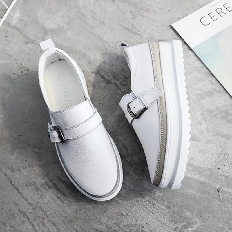 

2018 spring and autumn new white women's shoes thick platform shoes casual round flat shoes large size 41-43 women shoe Loafers