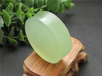 

beautiful Quality A Natural oil Green jade Carved Buddha pendant Lucky Amulet Green pendants necklace fashion Jewelry