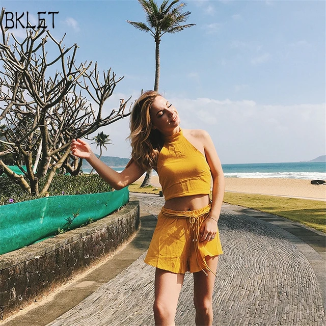 Best Offers New Summer 2018 Beach Two Pieces Sets Women Casual Sexy Short Two-piece Suits Backless Elastic Waist Turmeric Set Best Offers New Summer 2018 Beach Two Pieces Sets Women Casual Sexy Short Two-piece Suits Backless Elastic Waist Turmeric Set