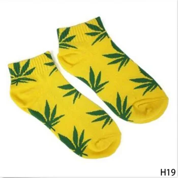 

Man Women's Street Boat Socks 20 Colors Cotton Harajuku Skateboard Hip Hop Maple Leaf Socks