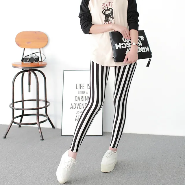 Black and White Vertical Striped Printed Women Leggings Fashion Casual Elasticity Ankle-Length Pant Female Fitnes Legging 4