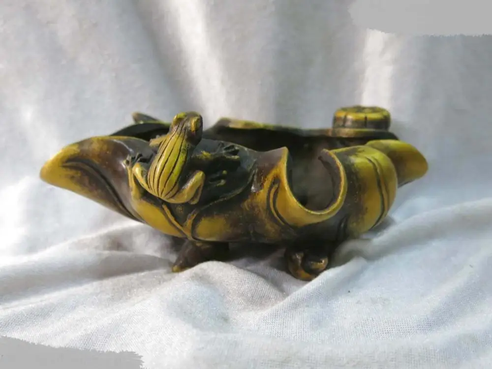Chinese pure brass Lotus leaf frog writing-brush washer