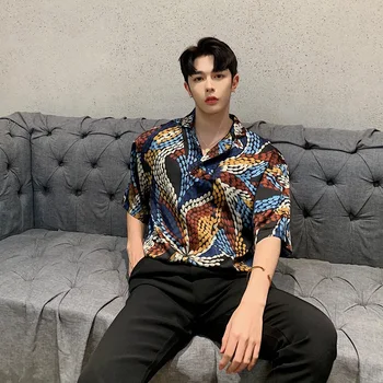 

Men Vintage Pattern Print Summer Short Sleeve Pullover Flowers Shirts Male Streetwear Hip Hop Punk Gothic Party Dress Shirts