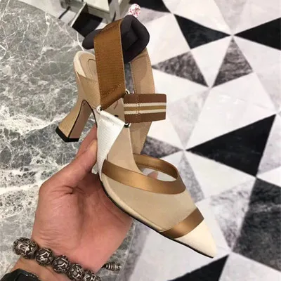

Hot Brand Designer Women Shoes Lace Sexy Woman Stiletto Sapato Feminino Embroidered Slingback Women Pumps Chic Dress Party Shoes
