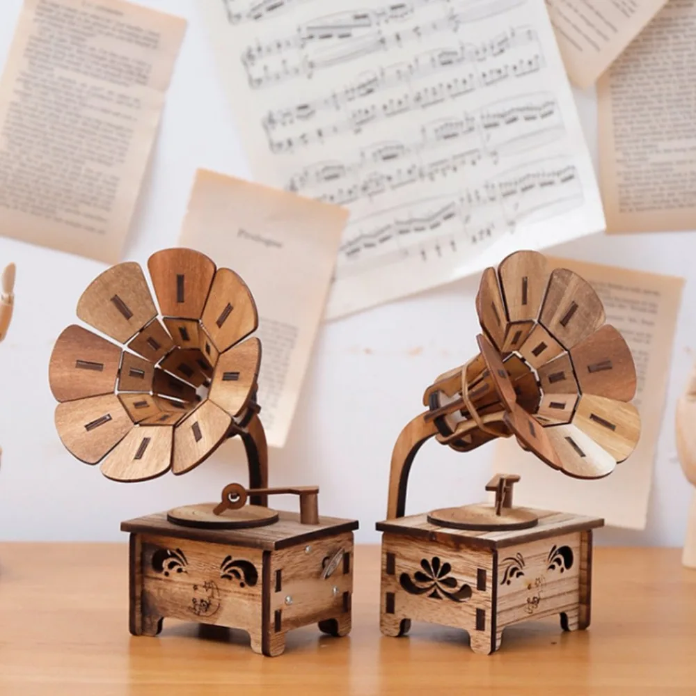 

Gramophone Shaped Music Box Classic Vintage Birthday Gift Hand Crank Type Music Box Movement DIY Romantic Birthday Present