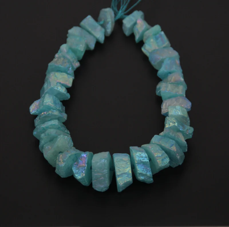 

15.5"Strands Blue Mystic Titanium Natural Crystal Quartz Graduated Rough Nugget Beads,Raw Crystal Cut Nugget Beads 8-12x18-30mm