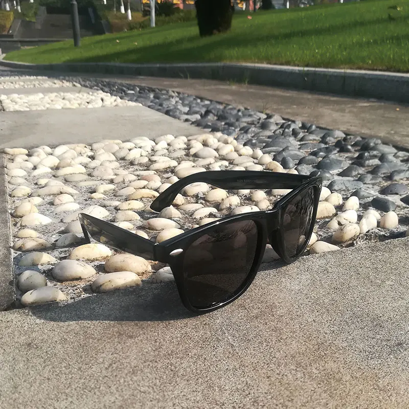 

reggaeon Fashion Classic Vintage Mens Womens Polarized Sunglasses UV400 Driving Mirrored Square Retro Sunglasses Eyewear 2140