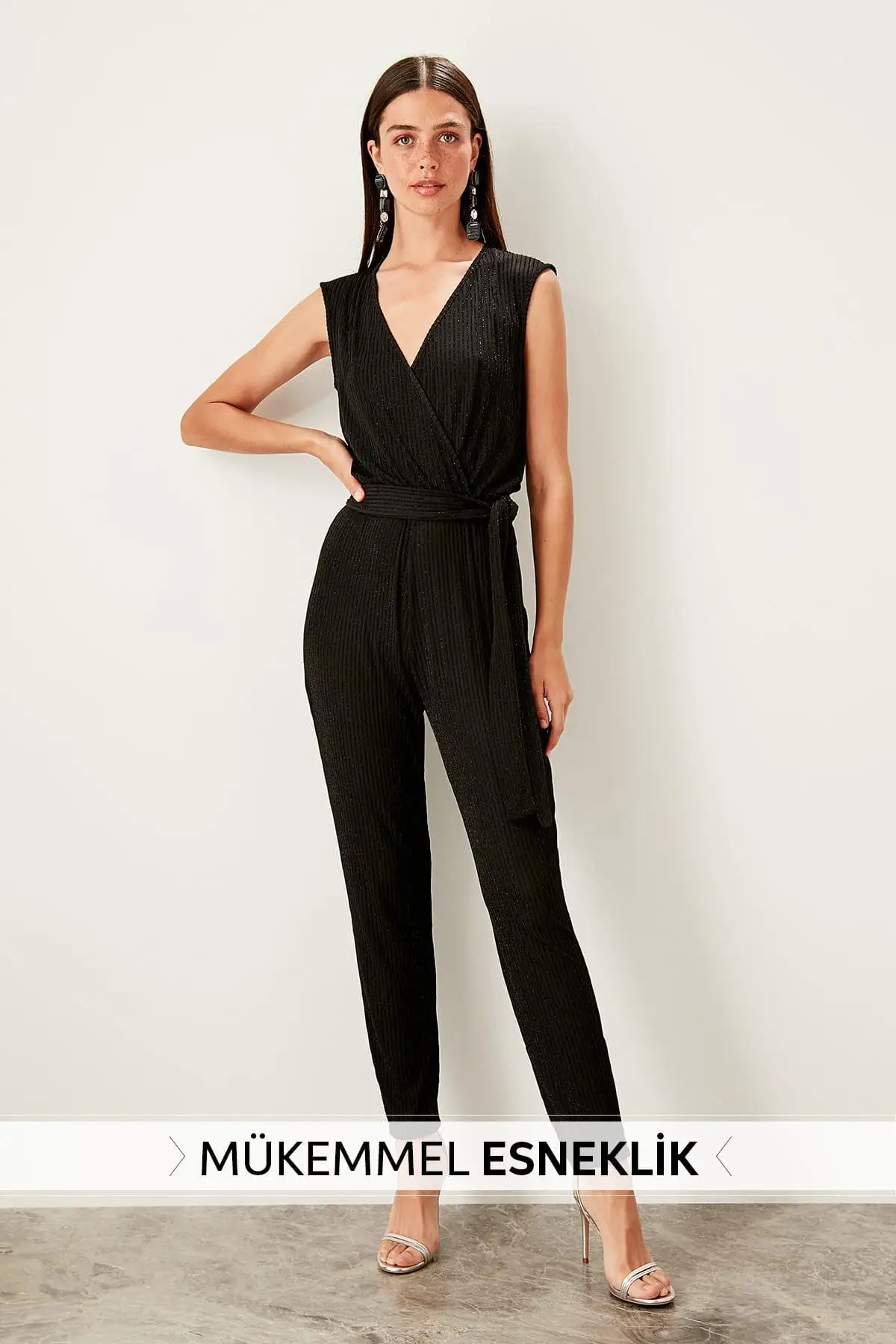 Trendyol черный комбинезон с поясом TPRSS19TU0008| |