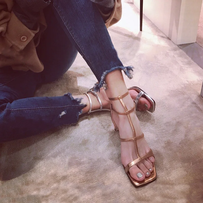 

Women's Shoes Sandals New Summer Retro Square Head Rough-heeled Open-toed High-heeled Roman Shoes