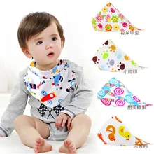 Детские нагрудники высокого качества, треугольные двухслойные хлопковые детские нагрудники с мультяшным персонажем, бандана для малышей, слюнявчики