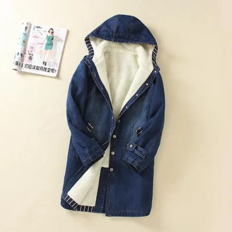

Autumn Winter New 2019 Women lambswool jean Coat With big size 5XL Women Long Sleeves Warm Jeans Coat Outwear Wide Denim Jacket