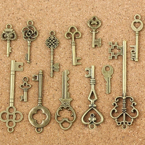 

Bluelans 2017 Presell 13Pcs Antique Old Look Bronze Keys Vintage DIY Pendant Metal Charms Decorations